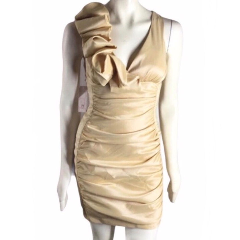 Elegant Cream Mini Dress